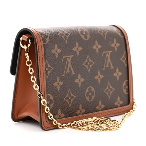 Louis Vuitton NEW Reverse Monogram Dauphine Crossbody - Picture 2 of 16
